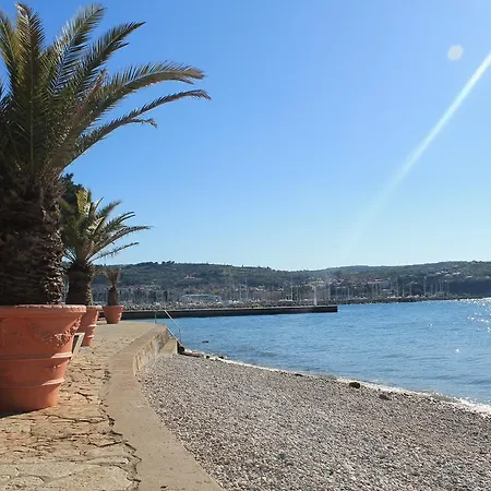 公寓 Apartma Via Flavia 伊佐拉