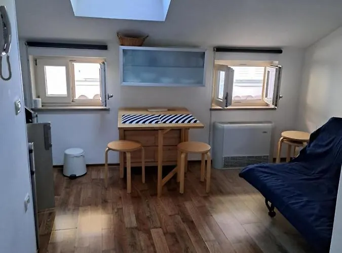 Apartma Via Flavia 아파트 *